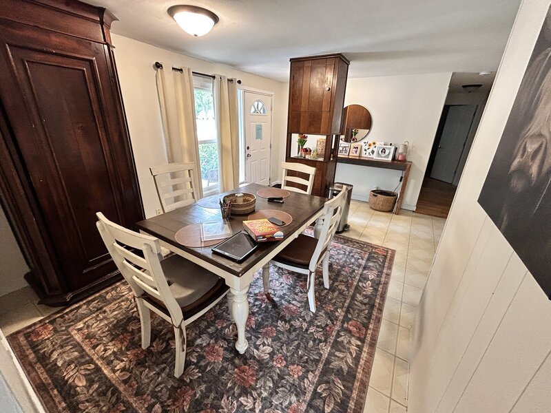 227 Wellesley Lane Schaumburg IL 60193