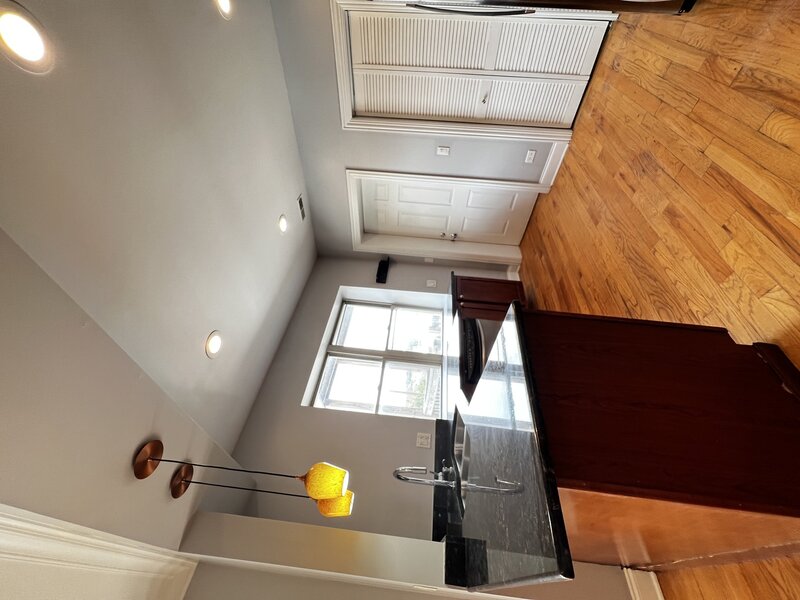 2707 W Glenlake Avenue Chicago IL 60659