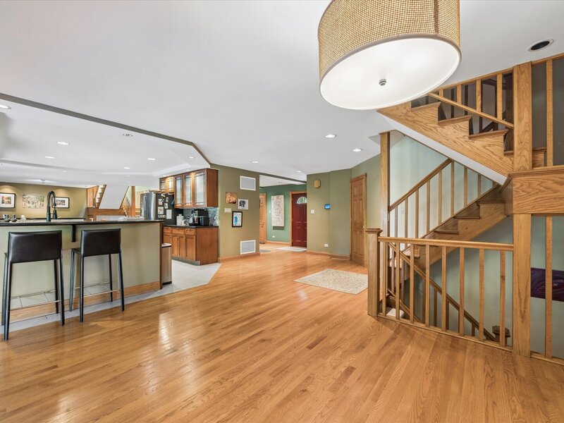 204 E 32nd Street Chicago IL 60616