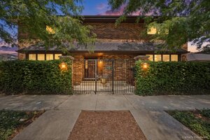 Photo of 204 E 32nd Street Chicago IL 60616