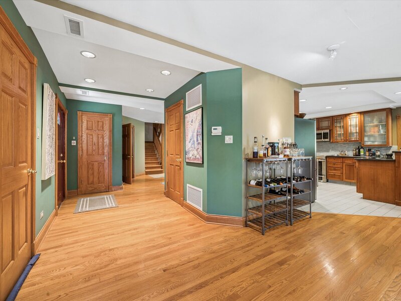 204 E 32nd Street Chicago IL 60616