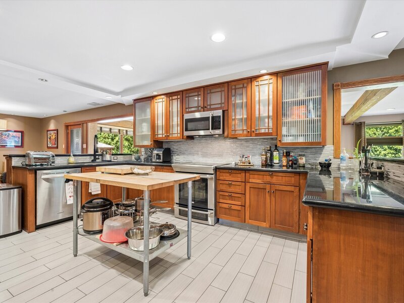 204 E 32nd Street Chicago IL 60616