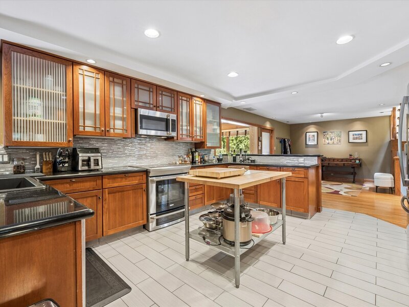 204 E 32nd Street Chicago IL 60616