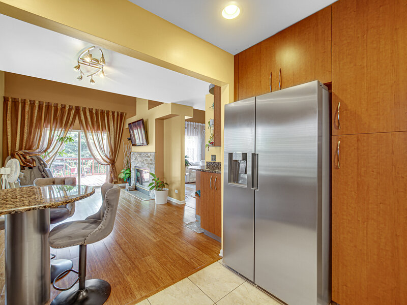 1424 Derby Lane Mundelein IL 60060