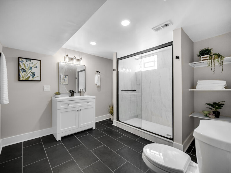 9746 S Dobson Avenue Chicago IL 60628