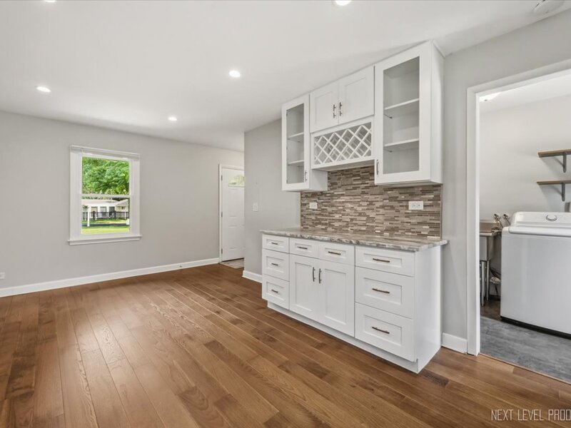 2010 Paddock Lane Wheaton IL 60187