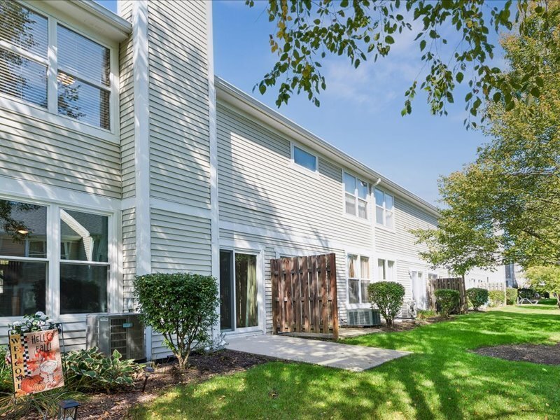 980 Sheridan Circle Naperville IL 60563
