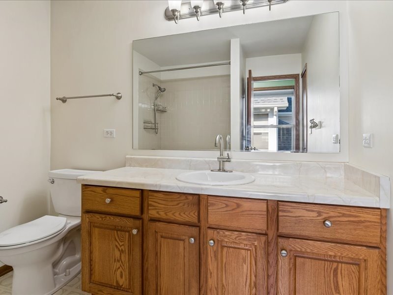 980 Sheridan Circle Naperville IL 60563