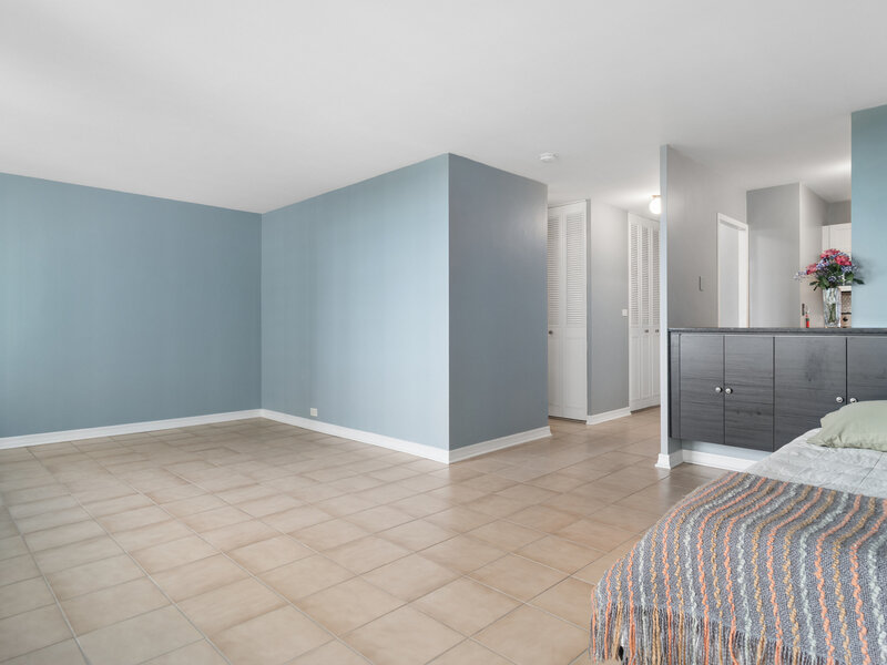 4250 N Marine Drive Chicago IL 60613