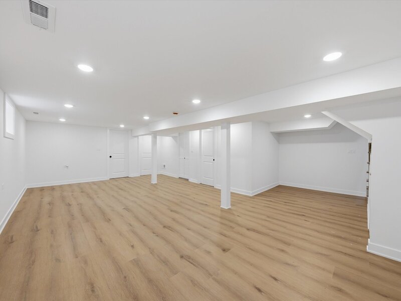 2905 W 102nd Place Chicago IL 60655