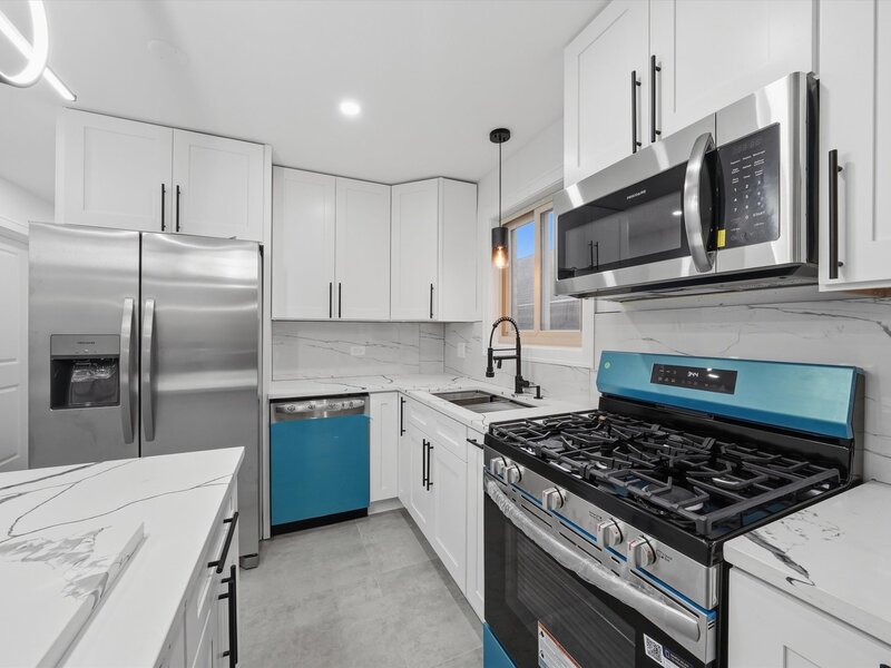 2905 W 102nd Place Chicago IL 60655