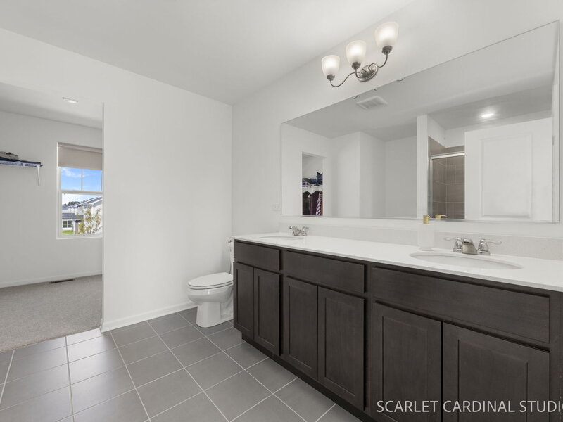 134 Piper Glen Avenue Oswego IL 60543