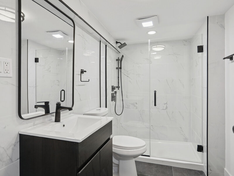 7000 S Eberhart Avenue Chicago IL 60637