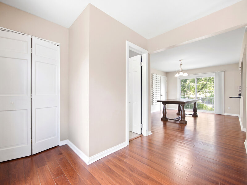 1419 N Madlock Court Elgin IL 60123