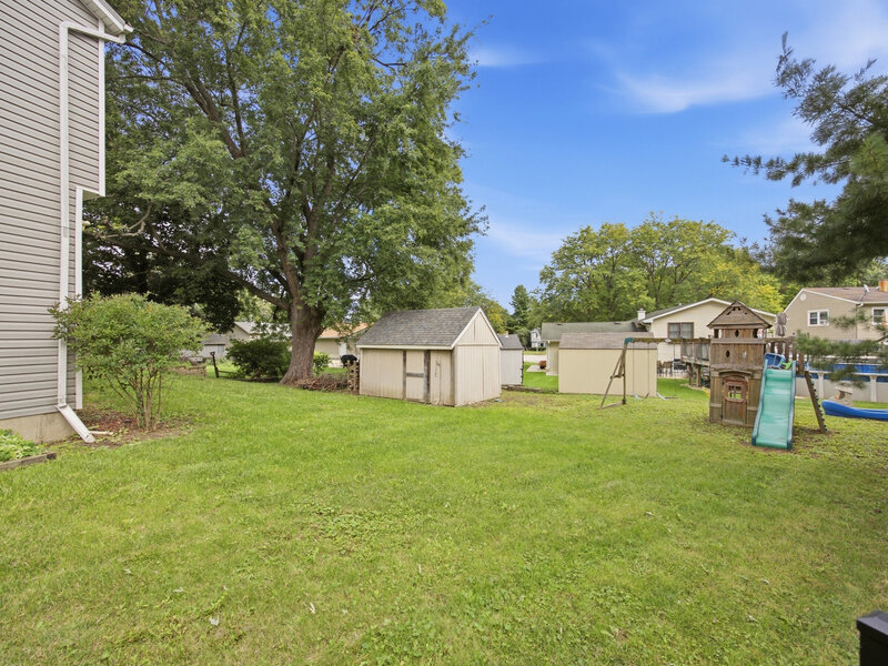 1419 N Madlock Court Elgin IL 60123