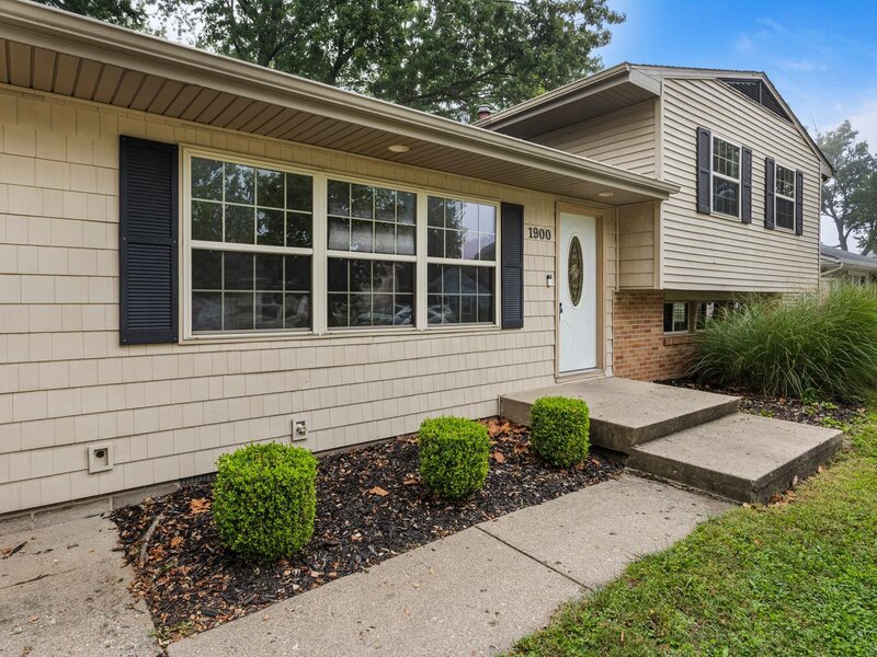 1900 Alder Lane Champaign IL 61821