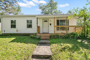 Photo of 2206 221st Street Sauk Village IL 60411