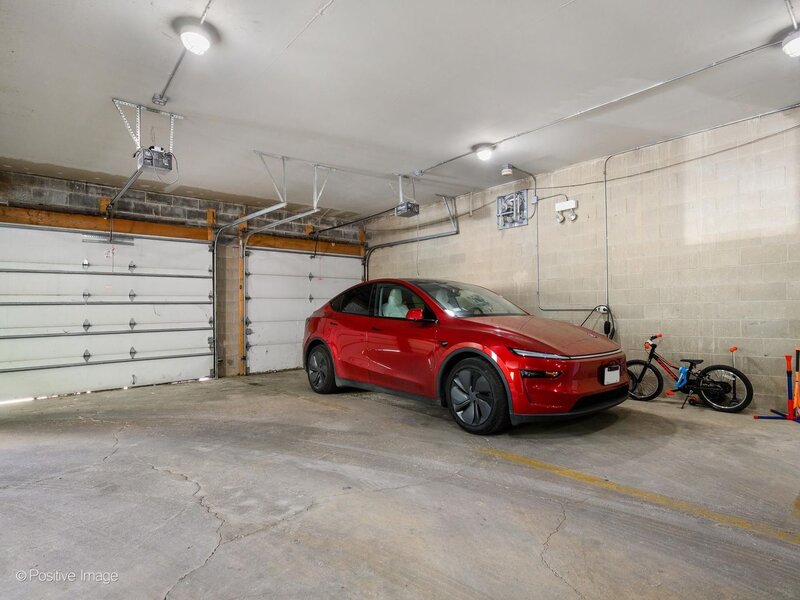 1901 W Division Street Chicago IL 60622