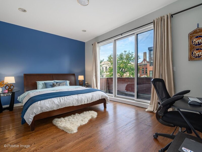 1901 W Division Street Chicago IL 60622