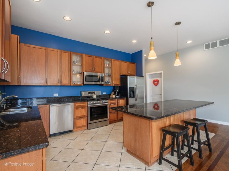1901 W Division Street Chicago IL 60622