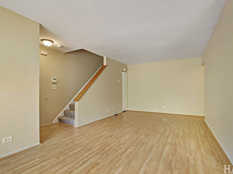 85 Mineola Road Fox Lake IL 60020