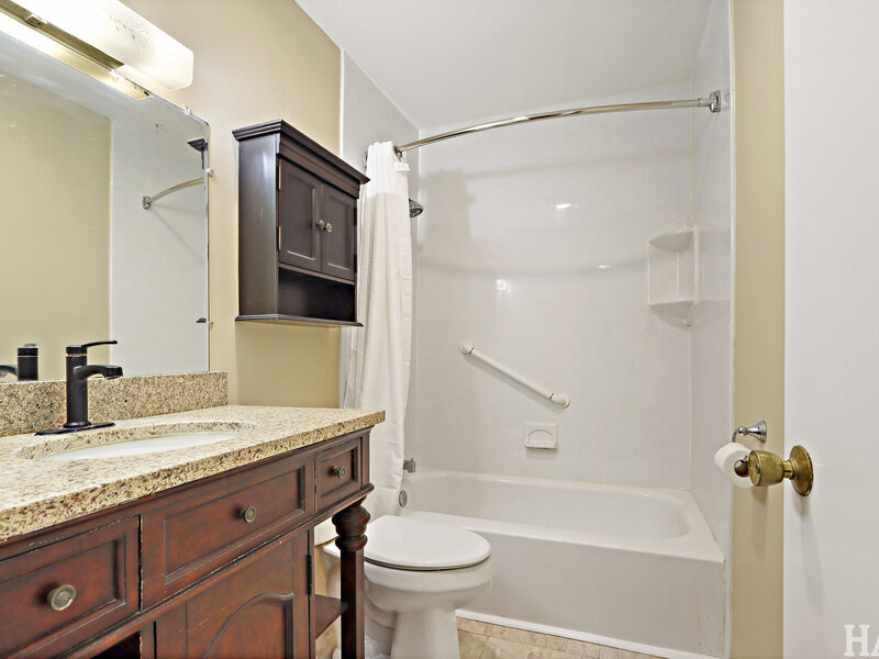 85 Mineola Road Fox Lake IL 60020