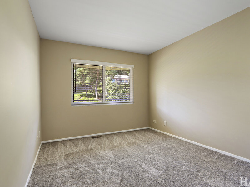 85 Mineola Road Fox Lake IL 60020