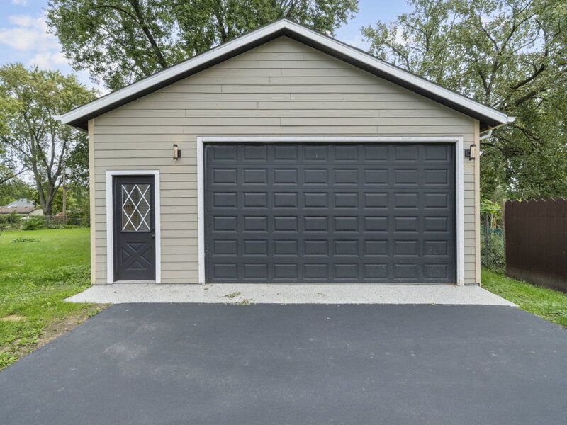 2 Diane Avenue Glen Ellyn IL 60137
