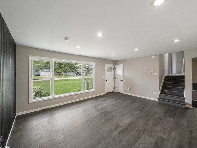 2 Diane Avenue Glen Ellyn IL 60137