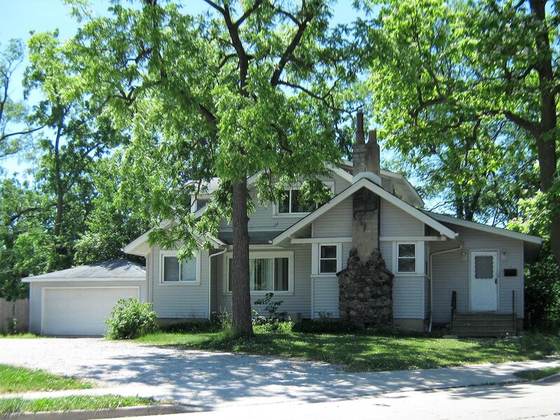 942 West Park Avenue Joliet IL 60436