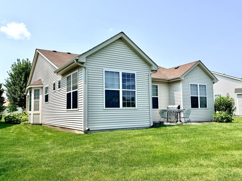 21100 Serene Lake Way Crest Hill IL 60403