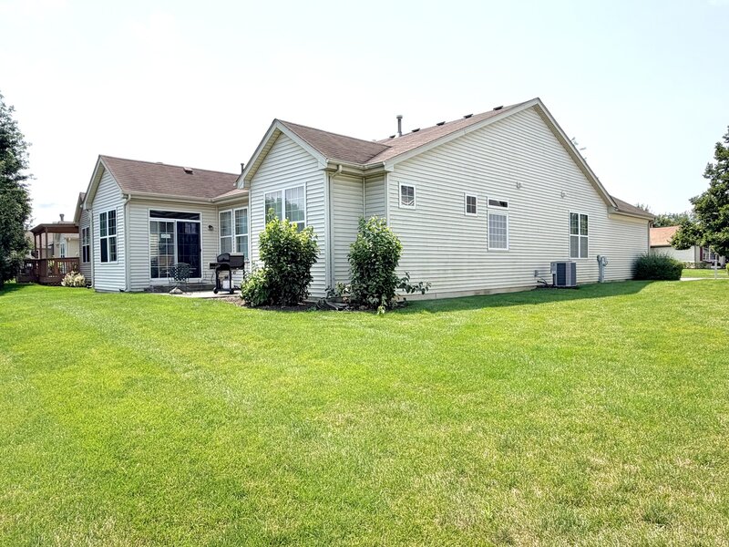 21100 Serene Lake Way Crest Hill IL 60403