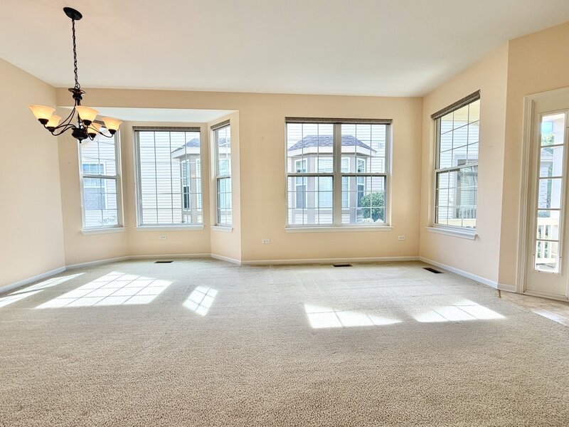 21100 Serene Lake Way Crest Hill IL 60403