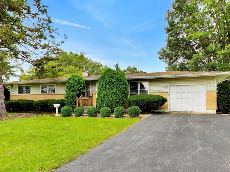 4917 Bonner Drive Mchenry IL 60050