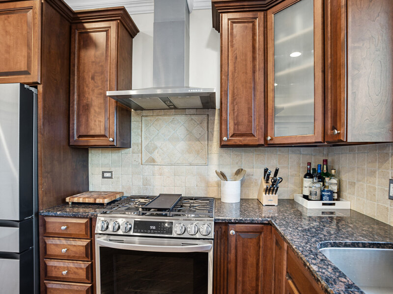 2450 W Montrose Avenue Chicago IL 60618
