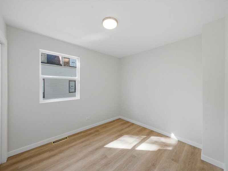 6733 S Throop Street Chicago IL 60636