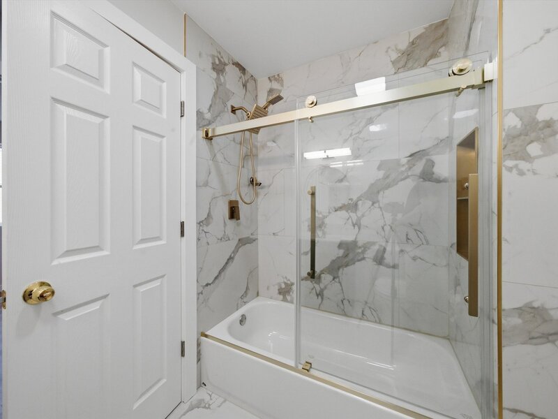 6733 S Throop Street Chicago IL 60636