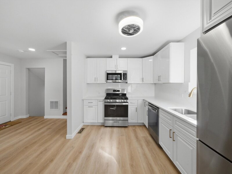 6733 S Throop Street Chicago IL 60636