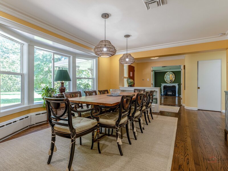 257 N Brookdale Lane Palatine IL 60067