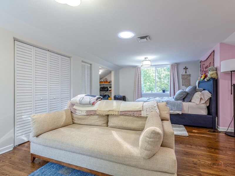 257 N Brookdale Lane Palatine IL 60067