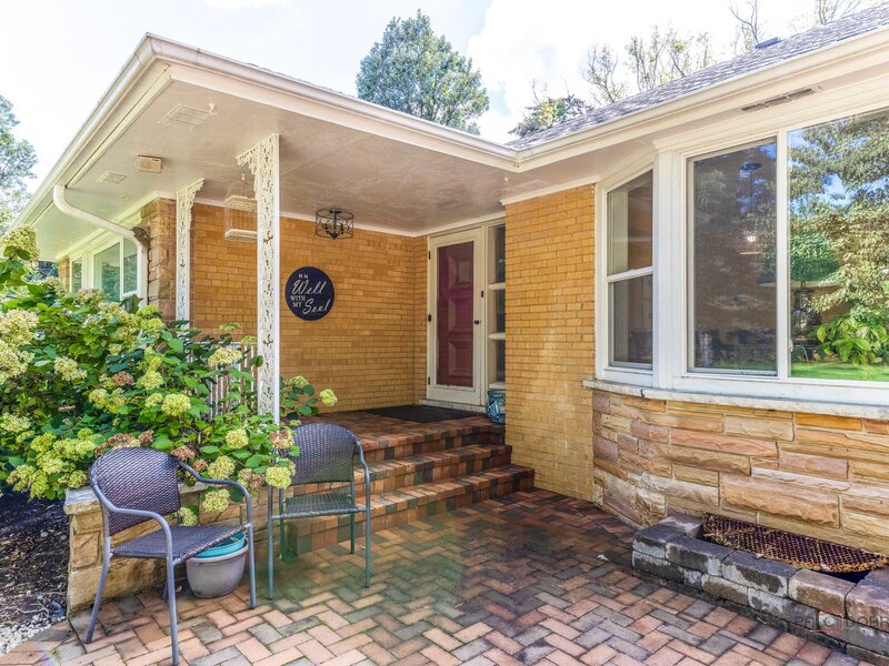 257 N Brookdale Lane Palatine IL 60067