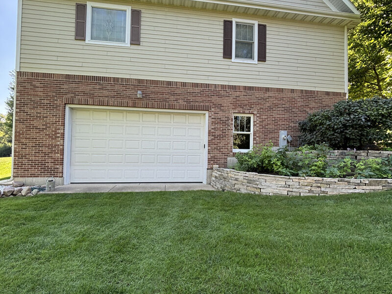 1518 W Lincoln Road Mchenry IL 60051