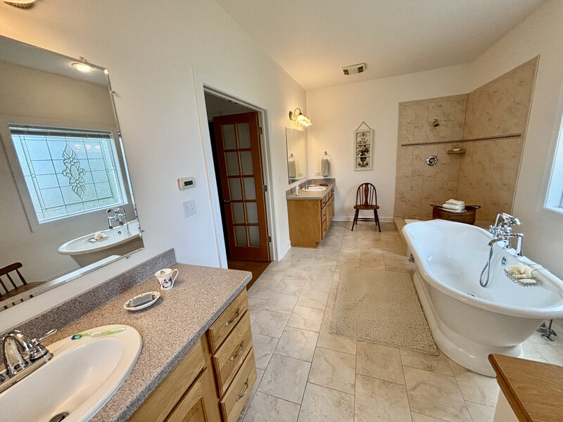 1518 W Lincoln Road Mchenry IL 60051