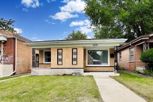 Photo of 14129 S La Salle Street Riverdale IL 60827