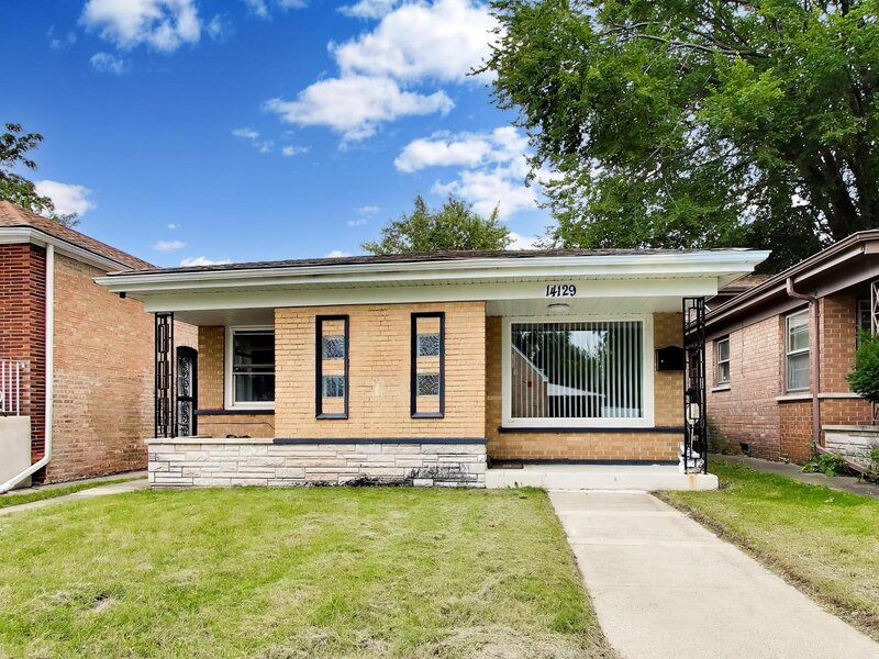 14129 S La Salle Street Riverdale IL 60827