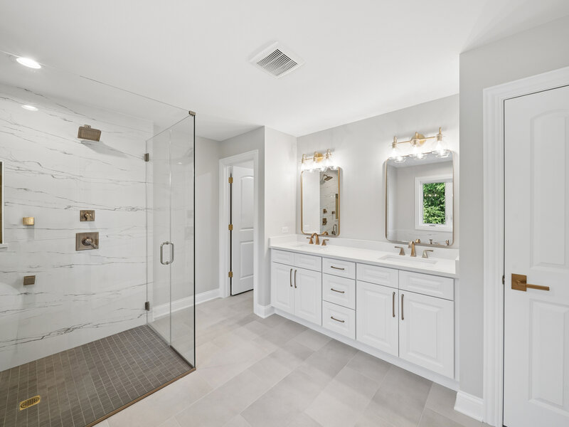 15240 108th. Avenue Orland Park IL 60467