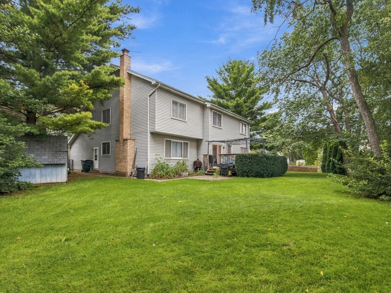 146 Michael Avenue Mundelein IL 60060
