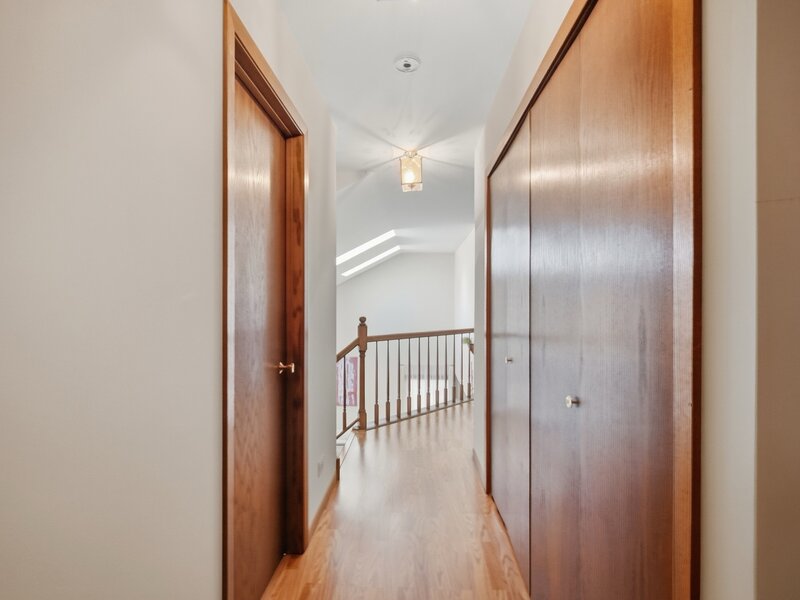 146 Michael Avenue Mundelein IL 60060