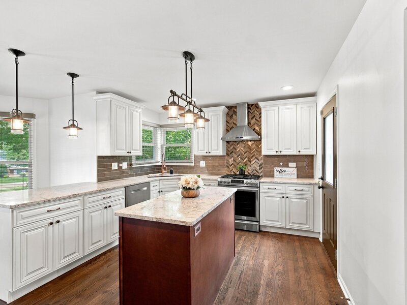 3985 Dorchester Avenue Gurnee IL 60031