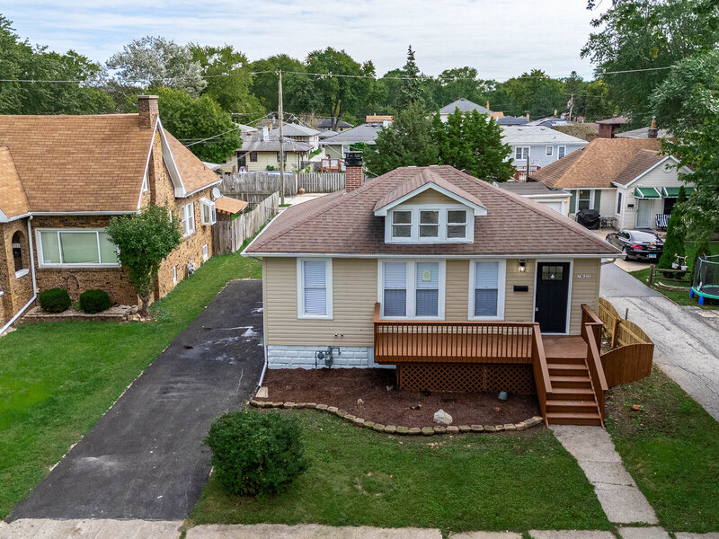 17825 Chicago Avenue Lansing IL 60438